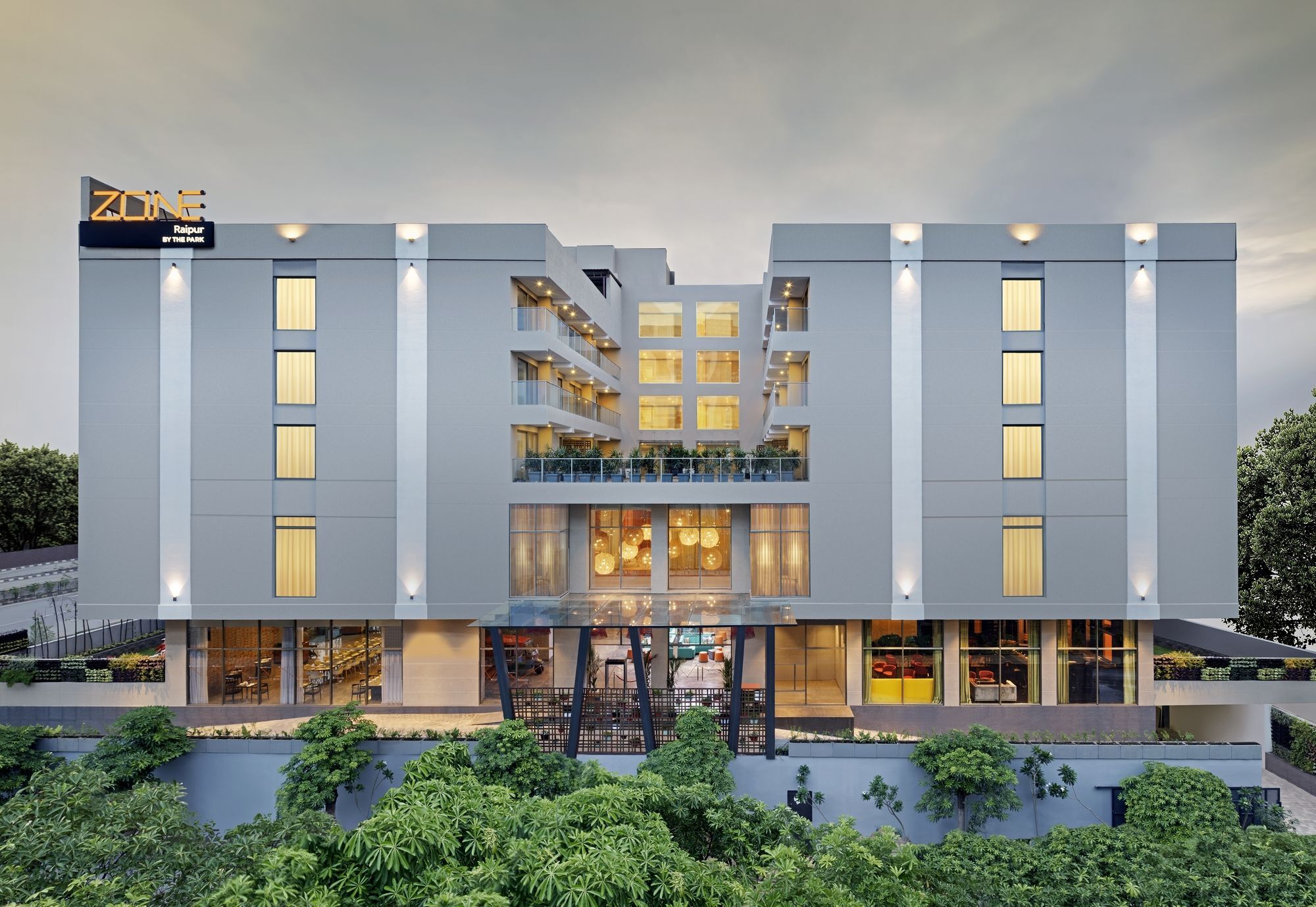 Hotel Zone By The Park Raipur Exterior foto